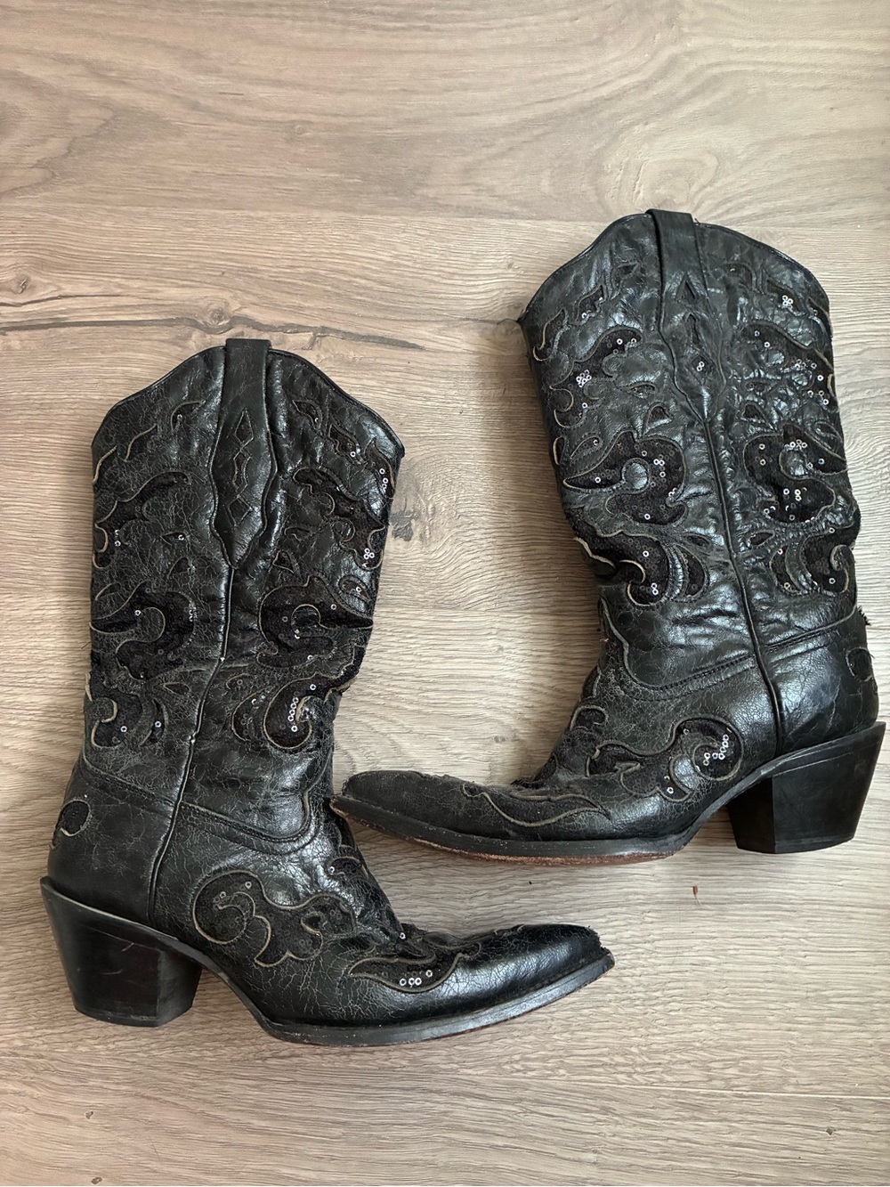 Women’s Corral Boots Sequence Black Inlay Embroidery Goat Handcrafted Size 7.5